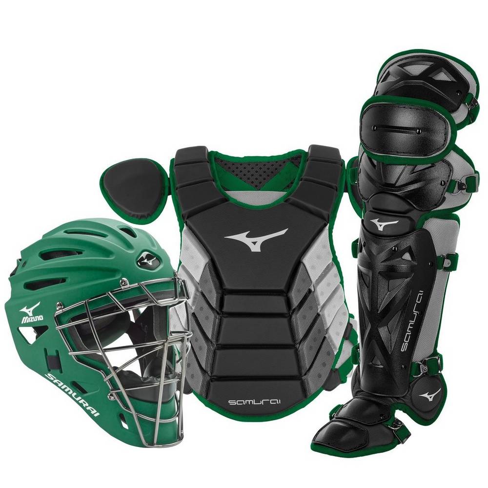 Mizuno Men's Samurai Adult 15" Baseball Boxed Catcher’s Gear Set Black (380418-OFM)